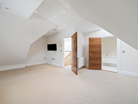 Lowther Road, London, SW13 - Photo 3