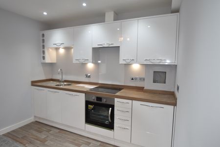 1 bedroom apartment to rent - Photo 2