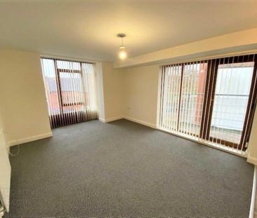 Apt 10 114, Templemore Avenue - Photo 1