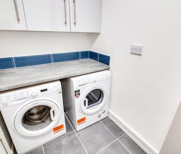 1 bedroom in a house share to rent - Photo 5