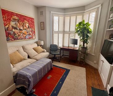 2 Bed Flat, Ulverscroft Road, SE22 - Photo 3