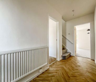 3 bedroom semi-detached house to rent - Photo 6