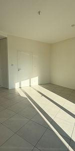 Location Appartement 1 pièce 31m² - Photo 4