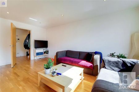 2 bedroom flat to rent - Photo 3