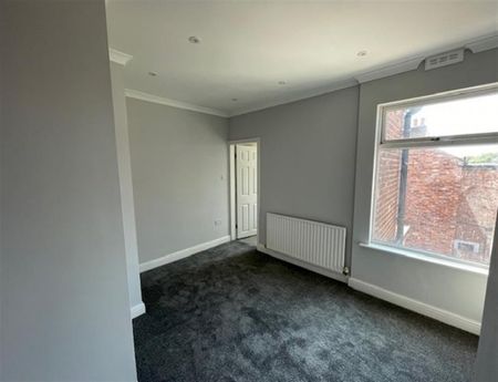 2 Bedroom Terraced To Let - Photo 2