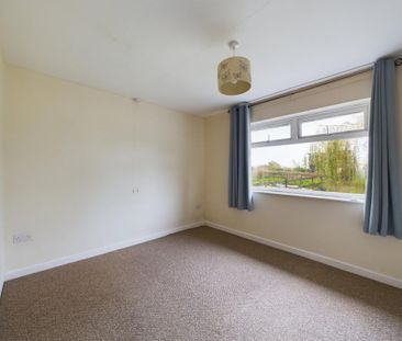 1 bedroom bungalow to rent - Photo 3