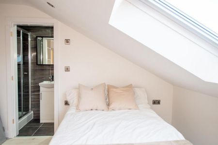 6 bedroom house to rent - Photo 4