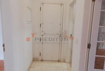 Apartamento T4 em Lisboa