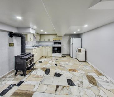 For Lease - 633 Glenholme Avenue, Toronto, Ontario - Photo 4