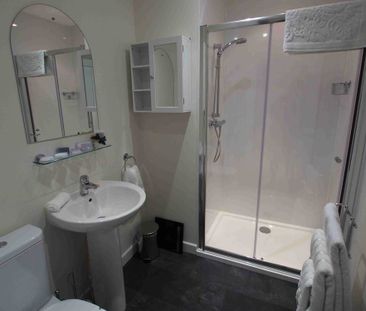 Wallfield Place, Top Left, AB25 - Photo 5