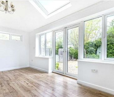 3 bedroom maisonette to rent - Photo 3