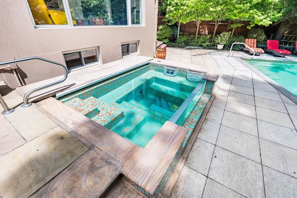 For Lease - 1 Friars Lane, Toronto, Ontario - Photo 1