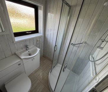 Addison Square, Sheffield, Dinnington - Photo 6