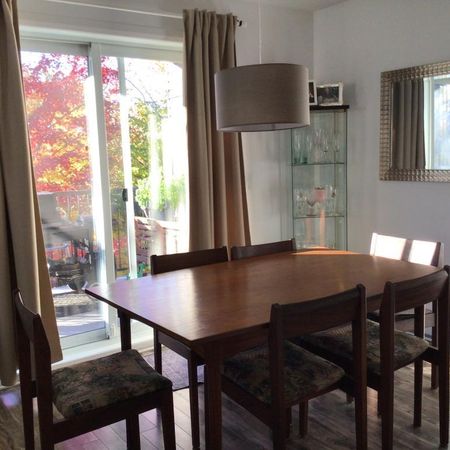 Grand 5 1/2 a louer St-Jérome, a partir du 1 décembre ou 1er janvier. Endroit tranquille avec locataires établies depuis plusieurs année. Parcs a roxi - Photo 3