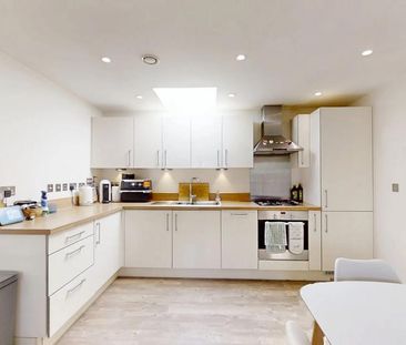 2 bedroom flat to rent - Photo 3