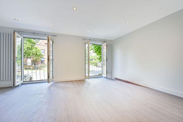 5 bedroom terraced house to rent - Photo 1