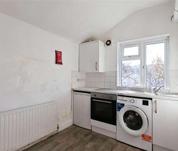 Loxford Avenue, London, E6 - Photo 5