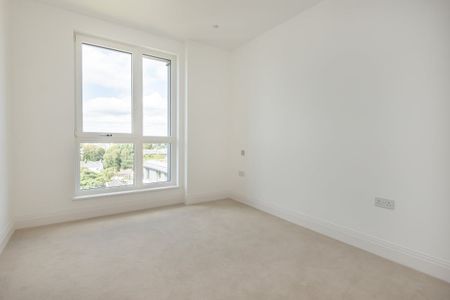 3 bedroom apartment to rent - Photo 2