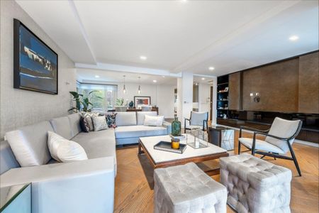 Abbey Road, St John's Wood, London, NW8 9DB - Photo 2