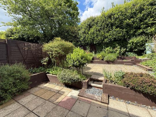 1 bedroom house,sharedAccommodation in Arncliffe, Bracknell - Photo 1
