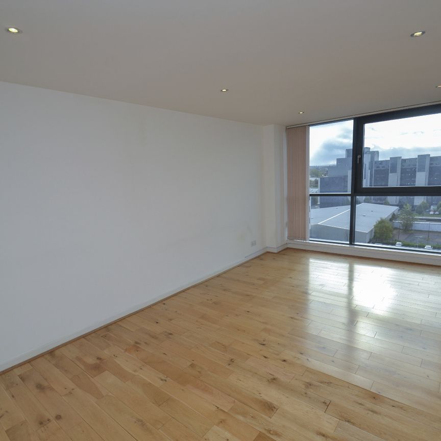 2 bed flat to rent in Finnieston Square, Glasgow, G3 8 - Photo 1