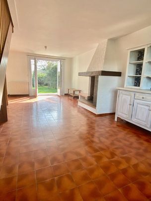 Location Maison 5 pièces 97m² AIRE SUR L ADOUR 40800 - Photo 1