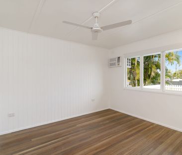 Stunning Fully Renovated Home - Photo 4