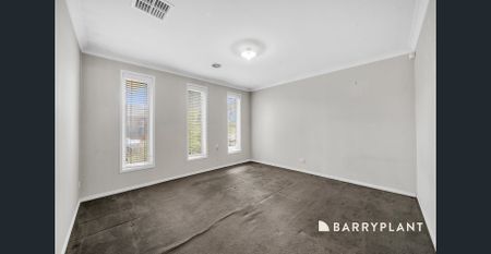 Beautifully Presented Park-Facing Family Home Close to Everything - Photo 3