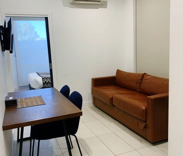 Fully furnished one bedroom apartments in Box Hill - Photo 1