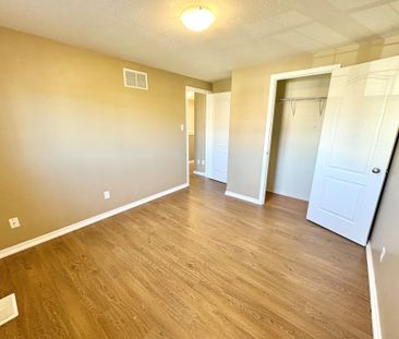 For Lease - 88 Warman Street, New Tecumseth, Ontario - Photo 2