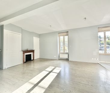 Location Appartement 4 pièces 82m² RIVE DE GIER 42800 - Photo 3