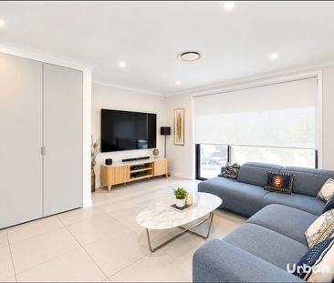 3 Bedroom home across from reserve | Solar included - Photo 3