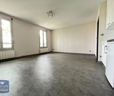 Location Appartement 1 pièce 33m² BOURGES 18000 - Photo 2