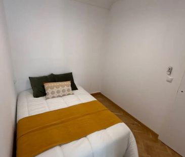 Room in a shared 9-bedroom apartment for rent in Palos de Moguer - Foto 5