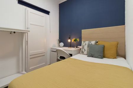 Carrer de Tossa, Barcelona, Catalonia 08032 - Photo 4