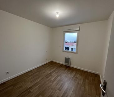 Location Maison 4 pièces 78m² LE PELLERIN 44640 - Photo 3