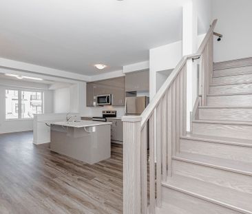 For Lease - 8 Elantra Drive, Brampton, Ontario - Photo 4
