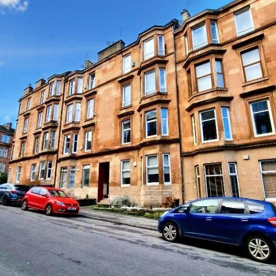 Bolton Drive, Mount Florida, Glasgow, G42 - Photo 2