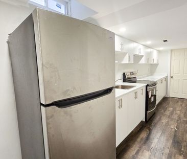 For Lease - 658 Coach Drive, Mississauga, Ontario - Photo 1