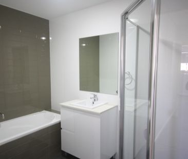 2 Bedroom Apartment for rent - Photo 3