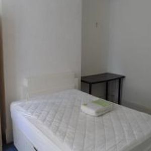 5 Bedroom Terraced To Let - Photo 2