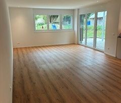 Charmante Wohnung mit viel Umschwung, modern und familienfreundlich - Photo 1