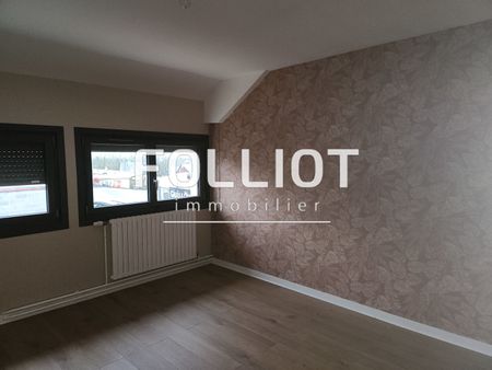 A LOUER - A 15 min de VIRE - PAVILLON F7 avec GARAGE et JARDIN - Photo 3