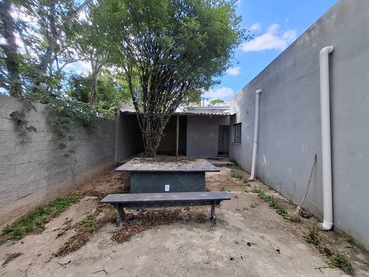 Casa Aluguel - Foto 1