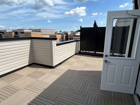 For Lease - 7 Phelps Lane Unit# 2, Richmond Hill, Ontario - Photo 3