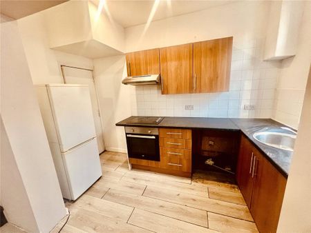 2 bedroom terraced house to rent - Photo 3