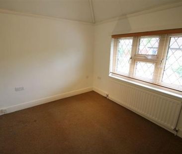 2 bedroom detached house to rent - Photo 3