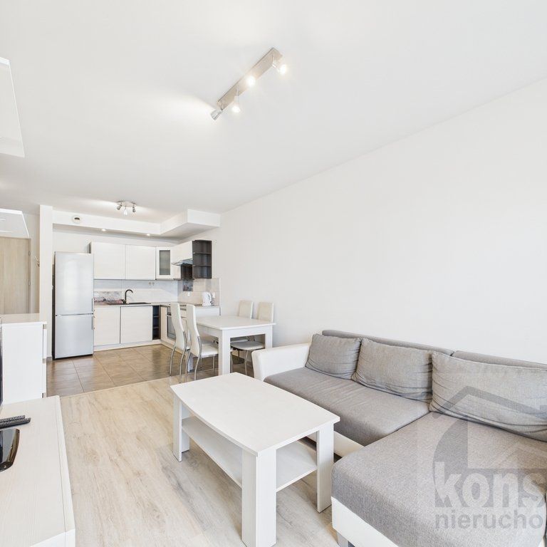 Dwa pokoje z garażem na strzeżonym osiedlu - Photo 1