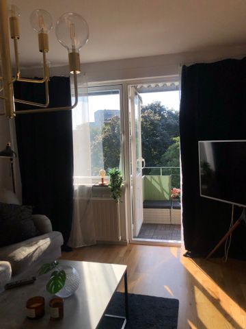 Svärdsliljegatan, Västerås - Photo 2