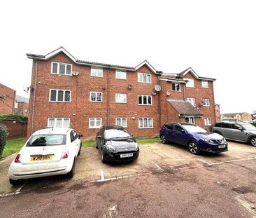 Howard Close, Waltham Abbey, EN9 - Photo 3